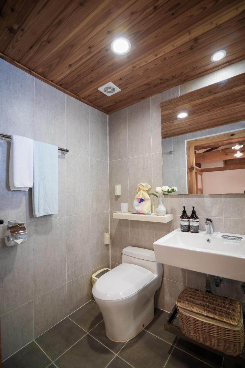 Cheong Yeon Jae Hanok Hotel Сеул Екстериор снимка