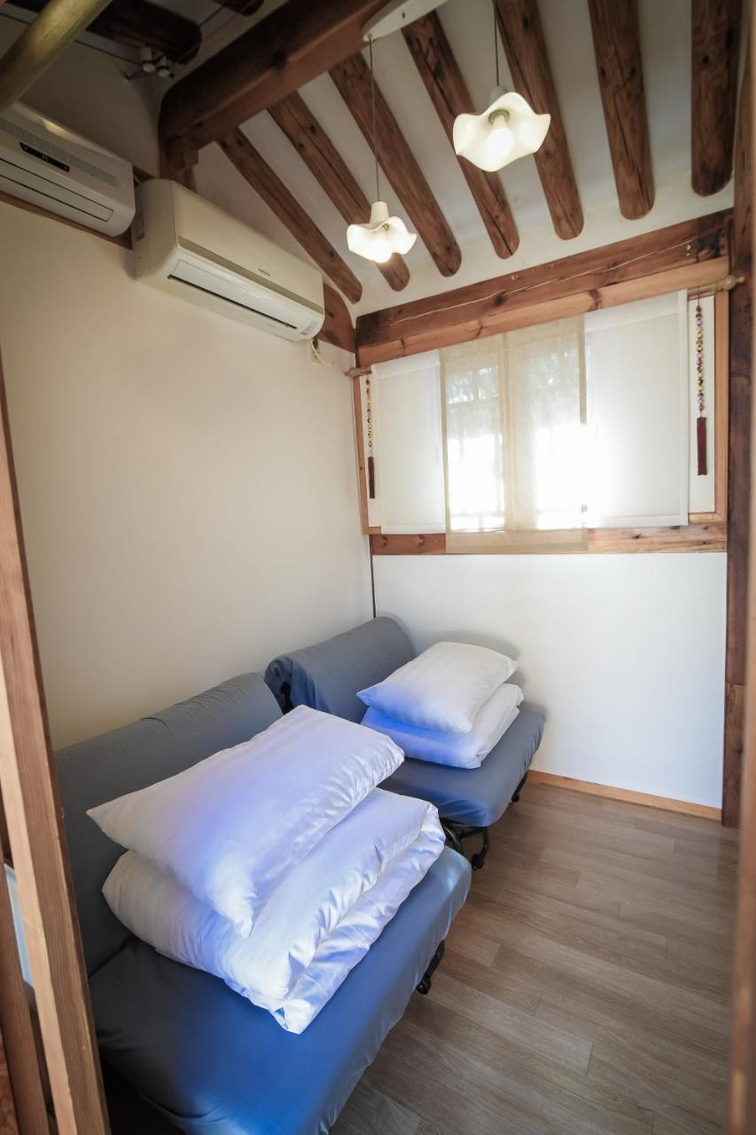 Cheong Yeon Jae Hanok Hotel Сеул Екстериор снимка