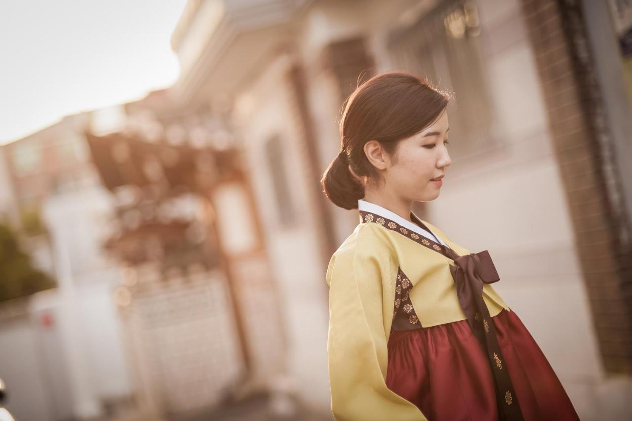 Cheong Yeon Jae Hanok Hotel Сеул Екстериор снимка