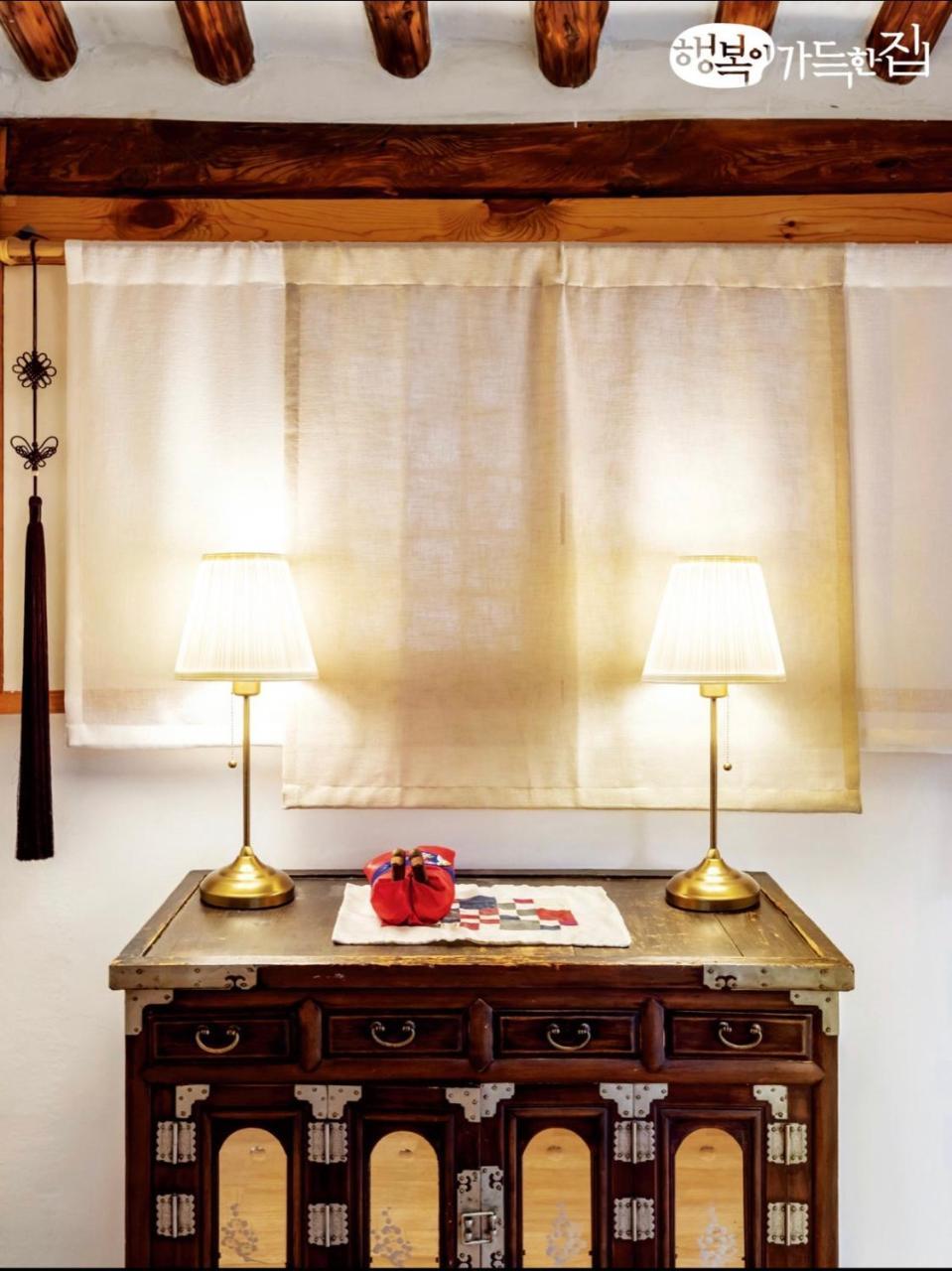Cheong Yeon Jae Hanok Hotel Сеул Екстериор снимка